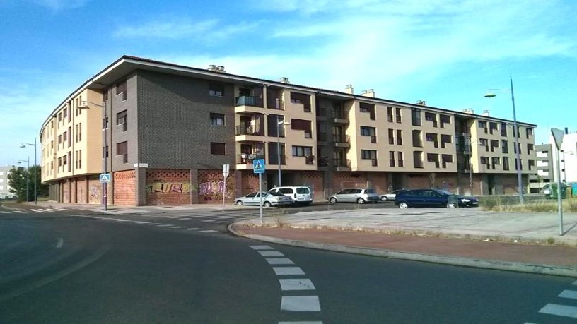 Plaza de garaje de 12m² en calle Diario De Leon, León