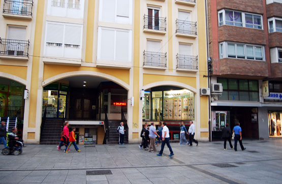 Locaux commerciaux de 59m² dans rue Mayor Principal, Palencia