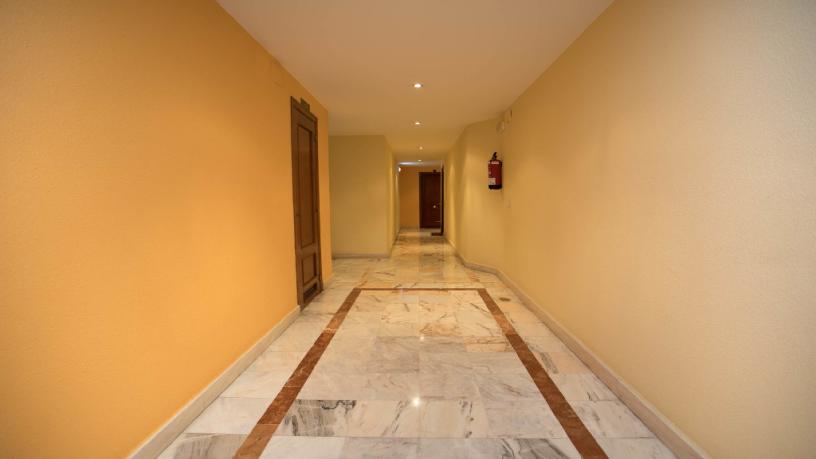 Bureau de 74m² dans rue Paraguay, Palencia