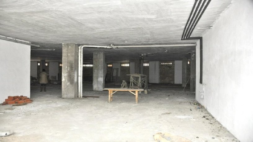 Local comercial de 702m² en calle Del Santo Pedro V Arbol Del Paraiso, Palencia