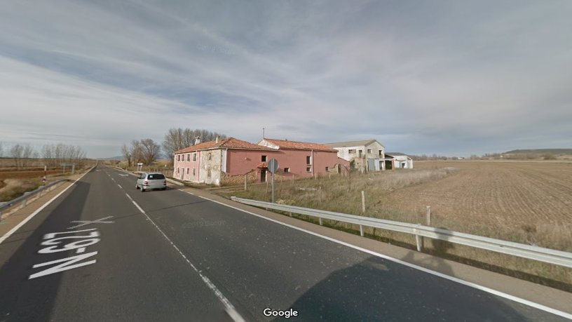 Utilisation privée dot de 220m² dans route De La Seca, Pomar De Valdivia, Palencia