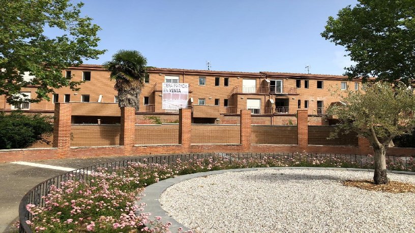 Work stopped on avenue Avenida Primero De Junio, Venta De Baños, Palencia