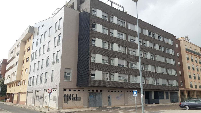 Plaza de garaje de 10m² en calle Los Fresnos, Palencia