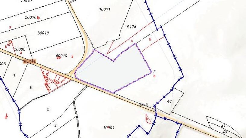 Developable land on sector Ur, Parada De Arriba