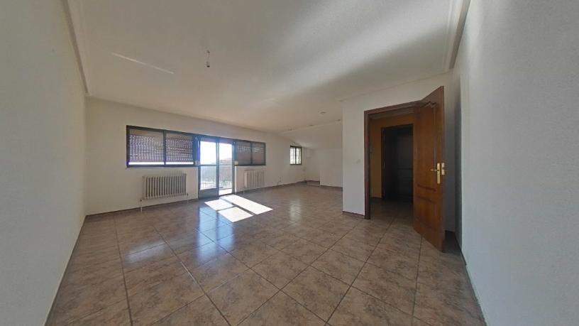 Appartement de 152m² dans rue Colombia, Salamanca