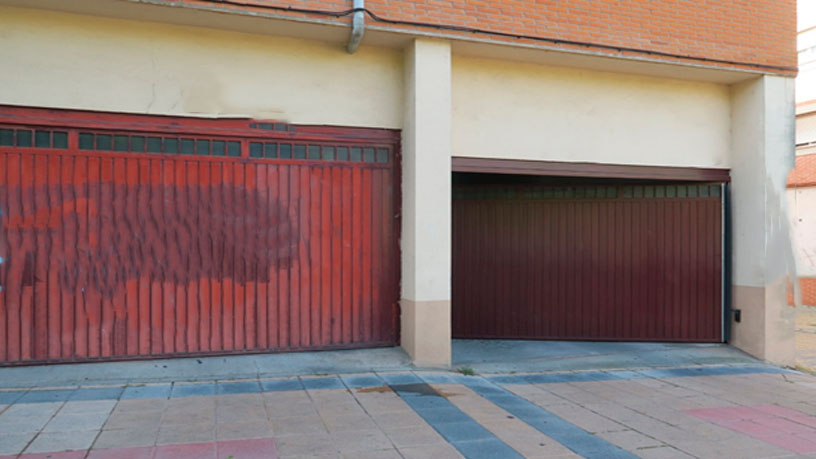 Parking space on street Alonso Del Castillo, Salamanca