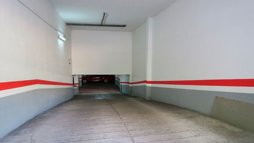 Parking space on street Lucio Marineo, Salamanca