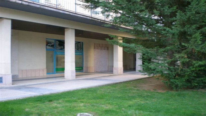 Local comercial de 159m² en calle Gonzalez Bustillo, Salamanca