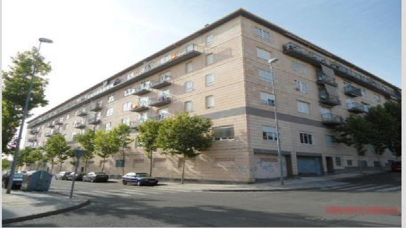 Locaux commerciaux de 105m² dans rue Oropendola, Bachiller Sanson Carrasco, Gonzalez Bustillo Y F, Salamanca