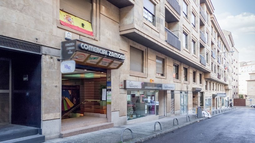 Local comercial de 43m² en calle Zamora, Salamanca