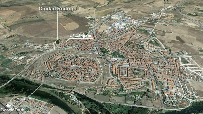 Terrain urbain de 984m² dans rue Gongora, Ciudad Rodrigo, Salamanca