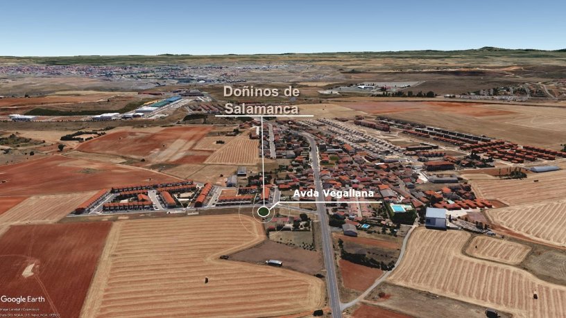 Terrain urbain de 2052m² dans rue Sector Ur-r1-ad2, Doñinos De Salamanca, Salamanca