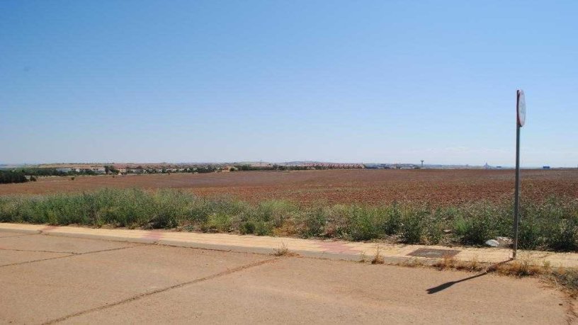 Terrain aménageable de 53732m² dans rue Sector Ur-r6, Doñinos De Salamanca, Salamanca