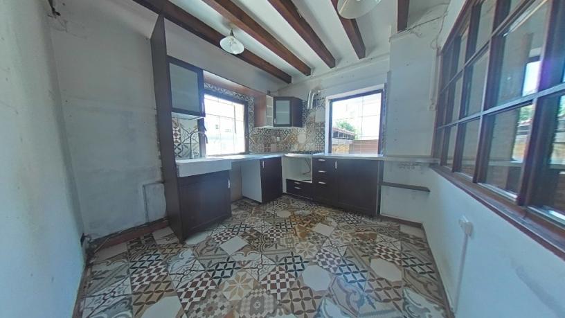 Adosado de 186m² en avenida De La Estacion, Campo De San Pedro, Segovia