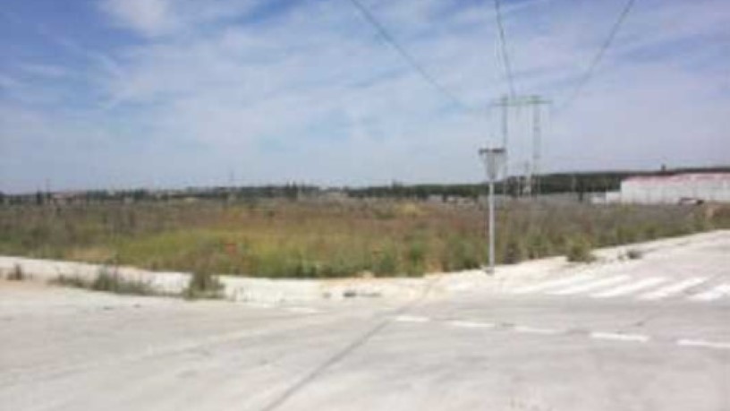 Terrain urbain de 12447m² dans zone ind. Industrial El Brizo Ii, Aldeamayor De San Martín, Valladolid