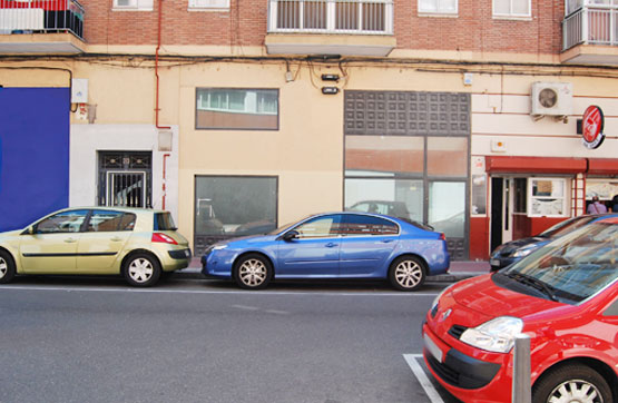 213m² Commercial premises on residential Mariano Miguel Lopez(18-20), Valladolid