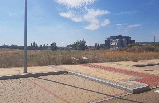 Suelo urbano de 4499m² en calle Blas Cabrera, Arroyo De La Encomienda, Valladolid