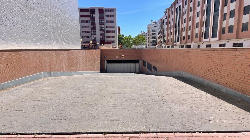 Parking en Calle JUAN PABLO II, Valladolid