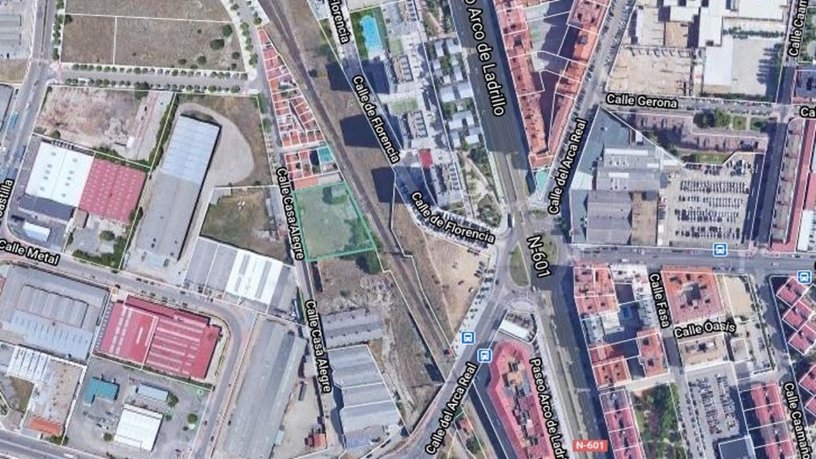 Suelo urbano de 2939m² en calle Casa Alegre, Valladolid