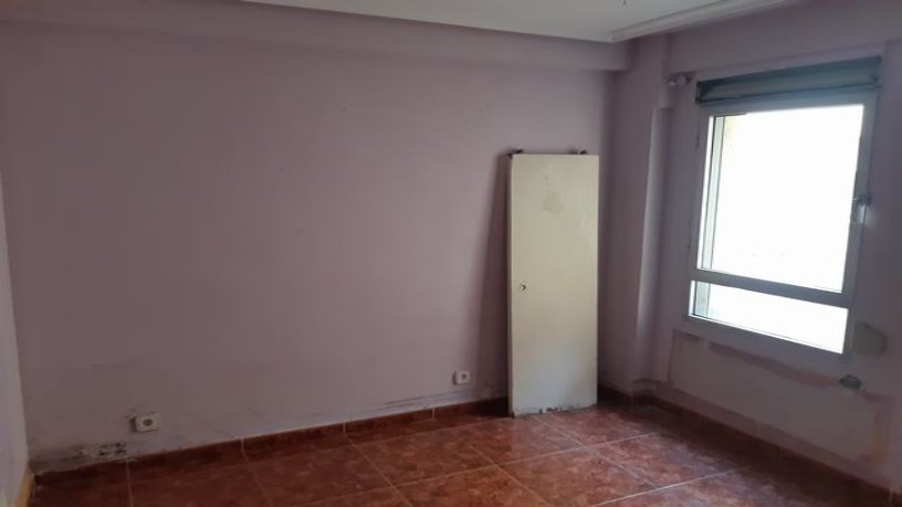 83m² Flat on street Joaquin Velasco Martin, Valladolid