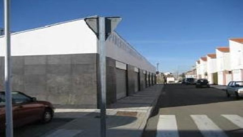 Local comercial de 266m² en calle Felipe Iv, Cabezón De Pisuerga, Valladolid