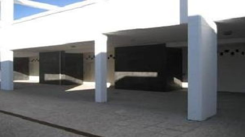 Local comercial de 266m² en calle Felipe Iv, Cabezón De Pisuerga, Valladolid