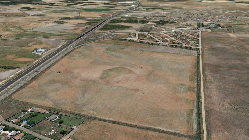 33984m² Developable land on street Sud 3, Aldeamayor De San Martín, Valladolid