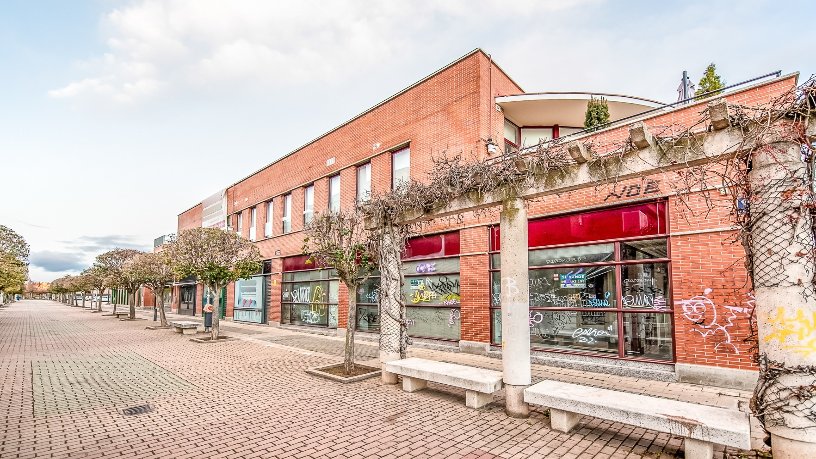 Local comercial de 35m² en paseo Perez De Ayala, Valladolid