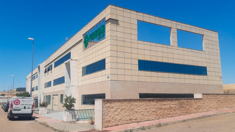 Oficina de 542m² en calle Metalurgia, Zaratán, Valladolid