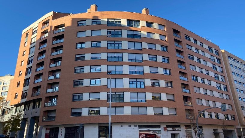 Plaza de garaje de 39m² en calle Amadeo Arias, Valladolid