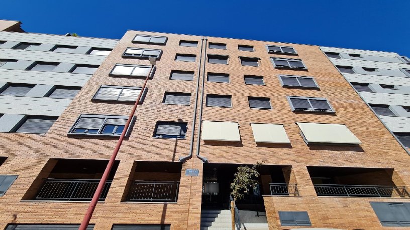 Appartement de 133m² dans rue Monasterio De San Juan De La Peña 8, Valladolid