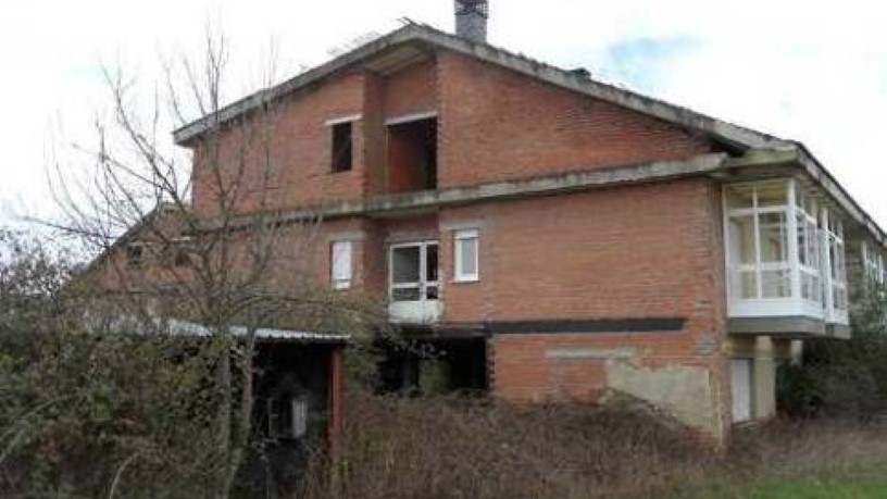 Obra parada  en carretera Del Puente, S/nº, Cobreros