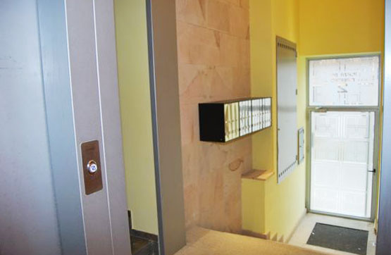 Flat in square Del Maestro, Zamora