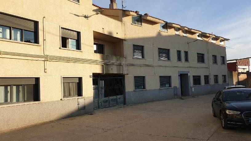 Plaza de garaje de 27m² en calle Cubillos Nº22-26, Monfarracinos, Zamora