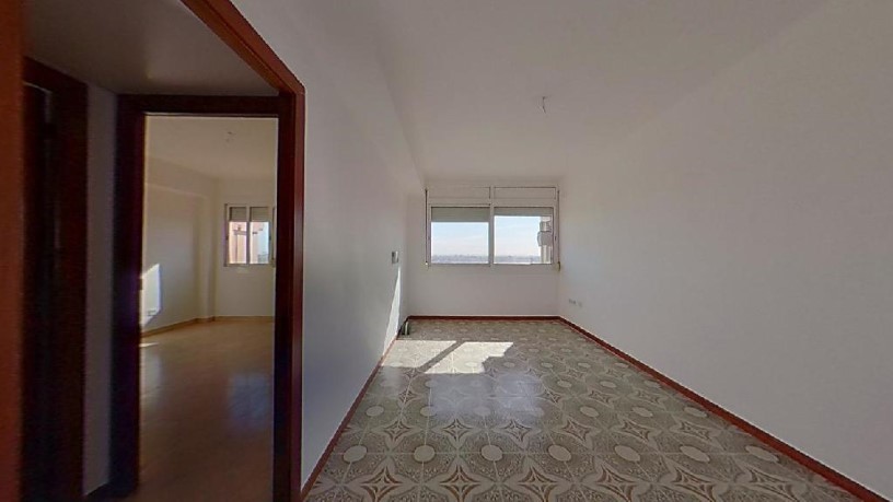 Flat in avenue Salvador Allende, Cornellà De Llobregat