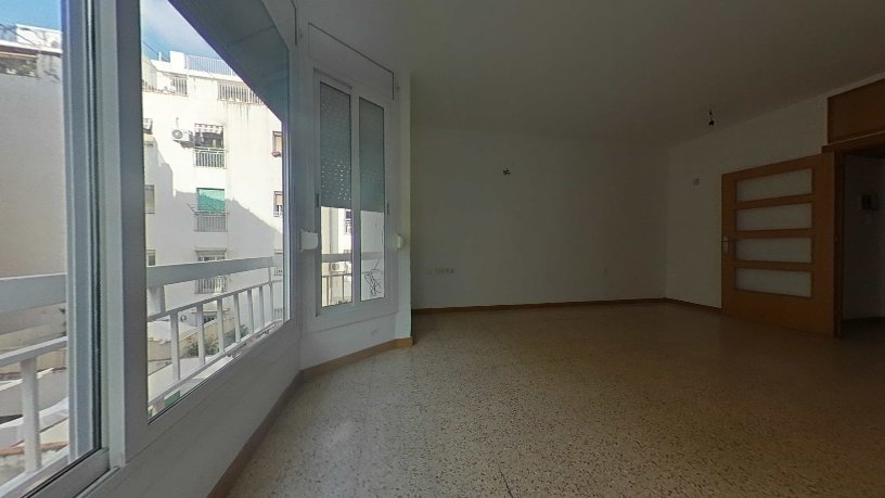 Piso de 92m² en calle Angel Guimera, Esplugues De Llobregat, Barcelona