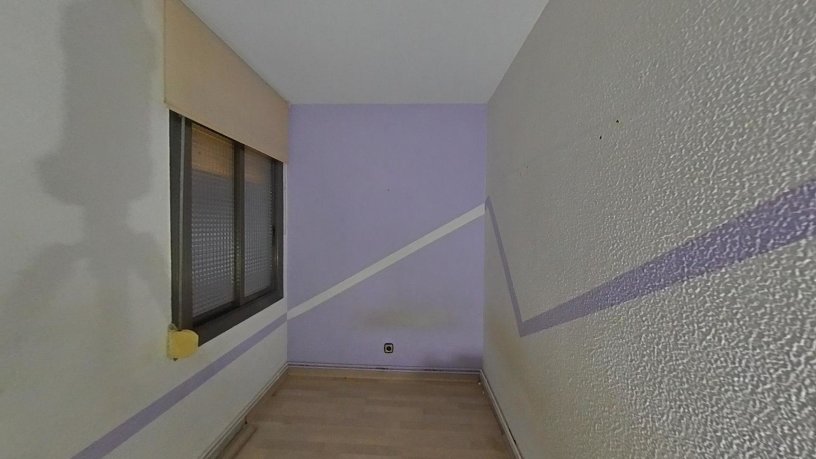 Piso de 88m² en calle Mare De Deu De Montserrat, Viladecans, Barcelona