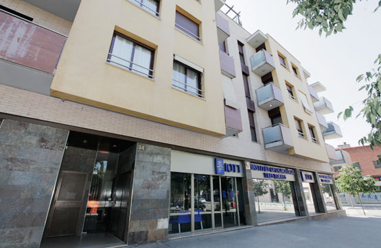 Plaza de garaje  en calle Torres I Bagesesquina A Rafael Casanova, Granollers