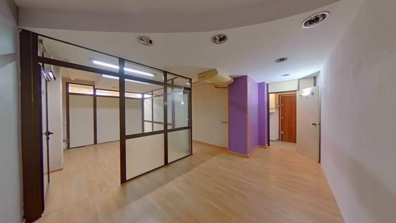 Bureau de 73m² dans carré Esglesia, Castelldefels, Barcelona