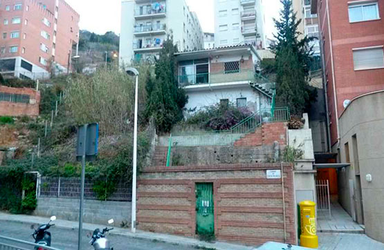 Terrain urbain de 645m² dans rue Costa Pacheco Nº 6-8, Barcelona