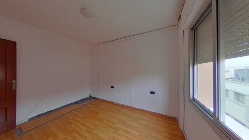 58m² Flat on street Mossen Cinto Verdaguer, Sant Boi De Llobregat, Barcelona