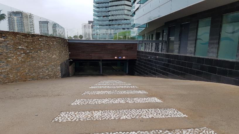 31m² Parking space on walk Garcia Faria, Barcelona