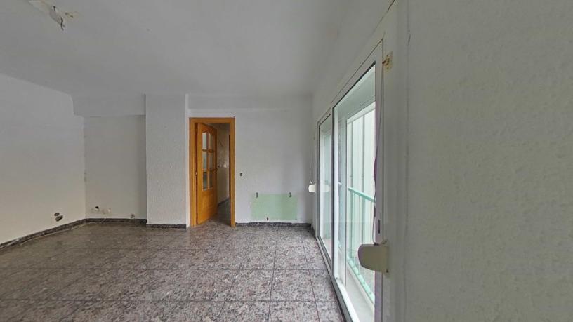 83m² Flat on street De La Vinyala, Sant Vicenç Dels Horts, Barcelona