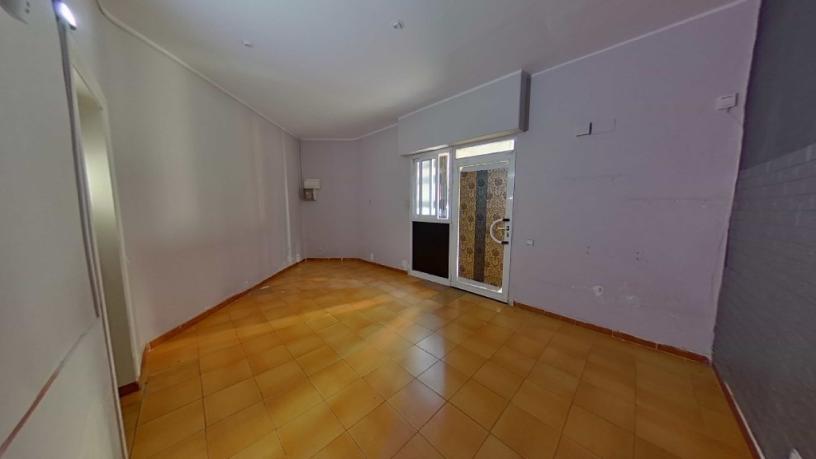 Appartement de 70m² dans rue Montseny Del, Hospitalet De Llobregat (L), Barcelona