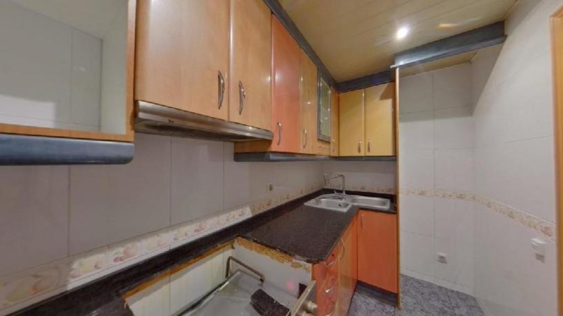 Appartement de 84m² dans ruelle Mila I Fontanals, Badalona, Barcelona