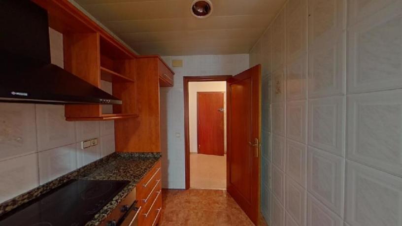 Piso de 106m² en calle Santiago Russinyol, Sant Boi De Llobregat, Barcelona