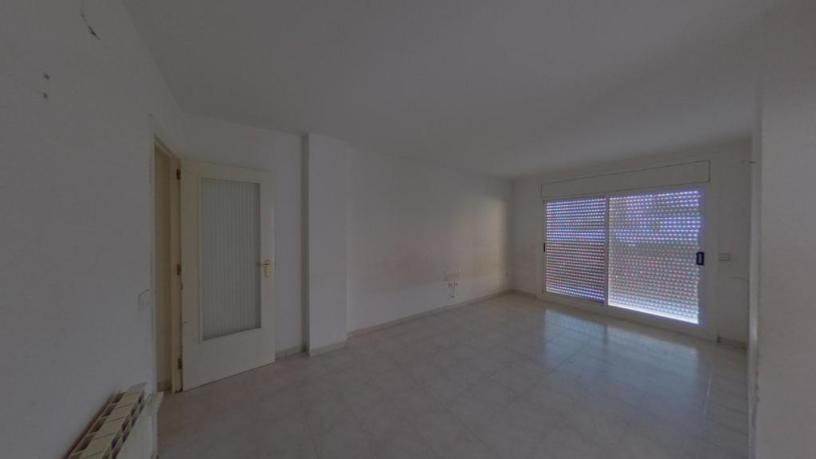 Piso de 69m² en calle Salvador Segui, Vilafranca Del Penedès, Barcelona