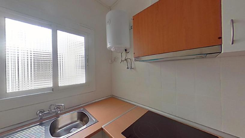 Appartement de 97m² dans rue Barcelona, Hospitalet De Llobregat (L), Barcelona