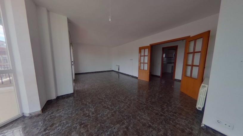 123m² Flat on avenue Torre De La Vila, Sant Boi De Llobregat, Barcelona