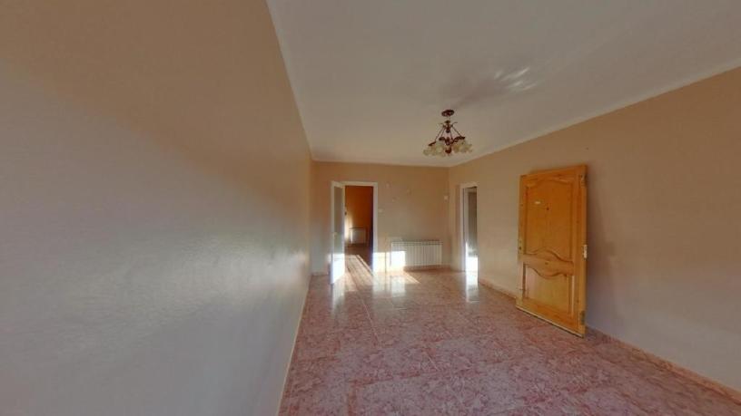 76m² Flat on street Pericas, Manlleu, Barcelona